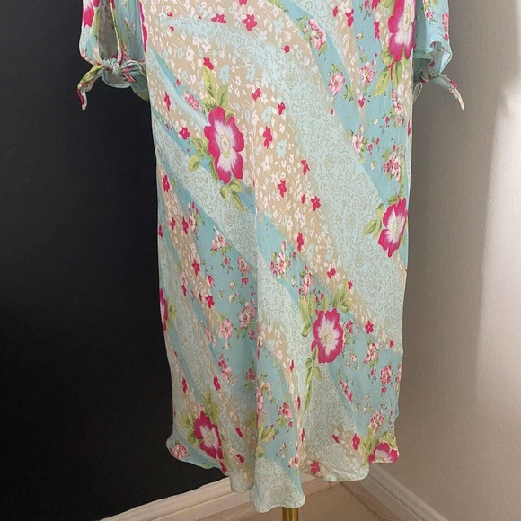 Carrie Hutton Y2K V-Neck Floral Flowy Midi Dress Cut Out Sleeves - Picture 6 of 15